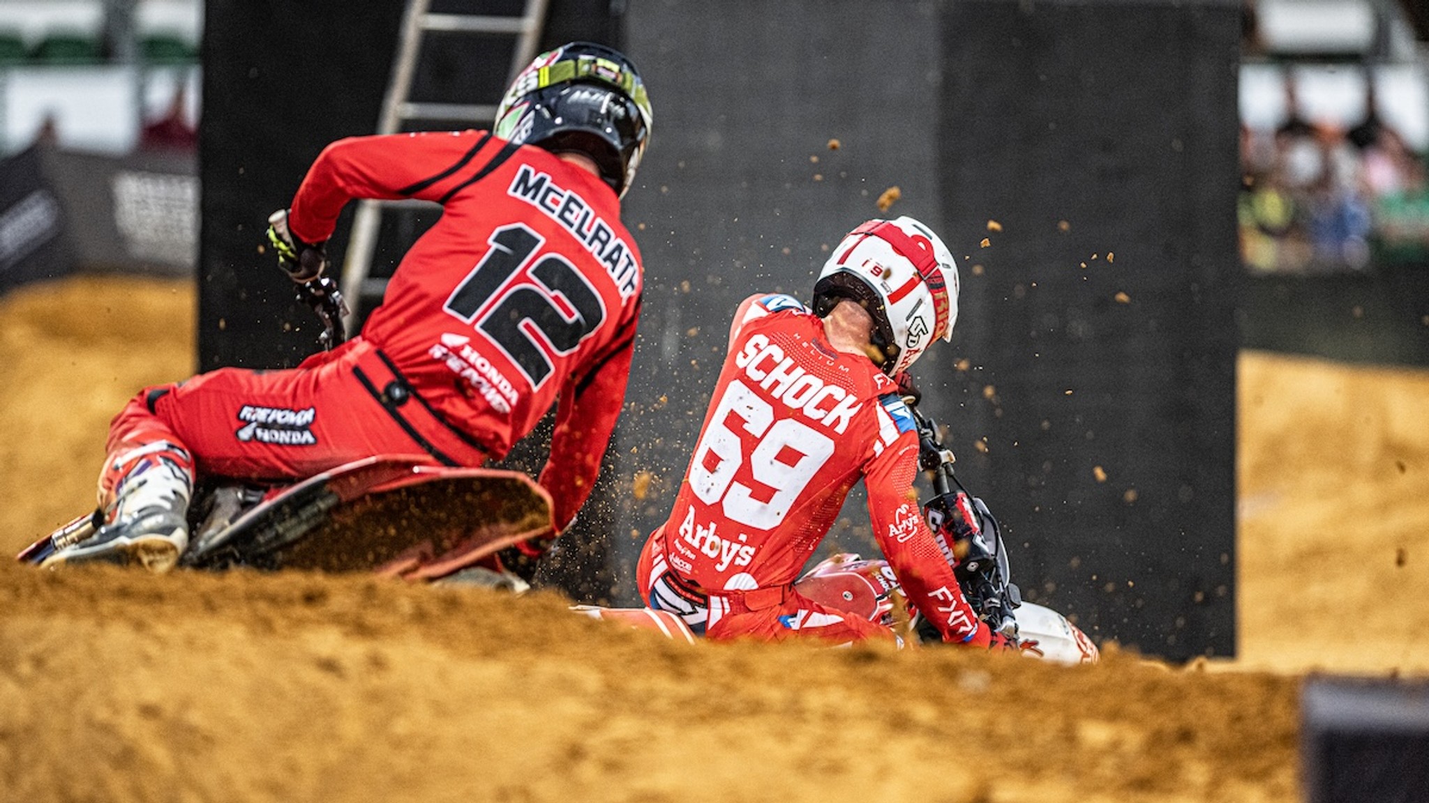 SX2 in Australia - USA, USA, USA