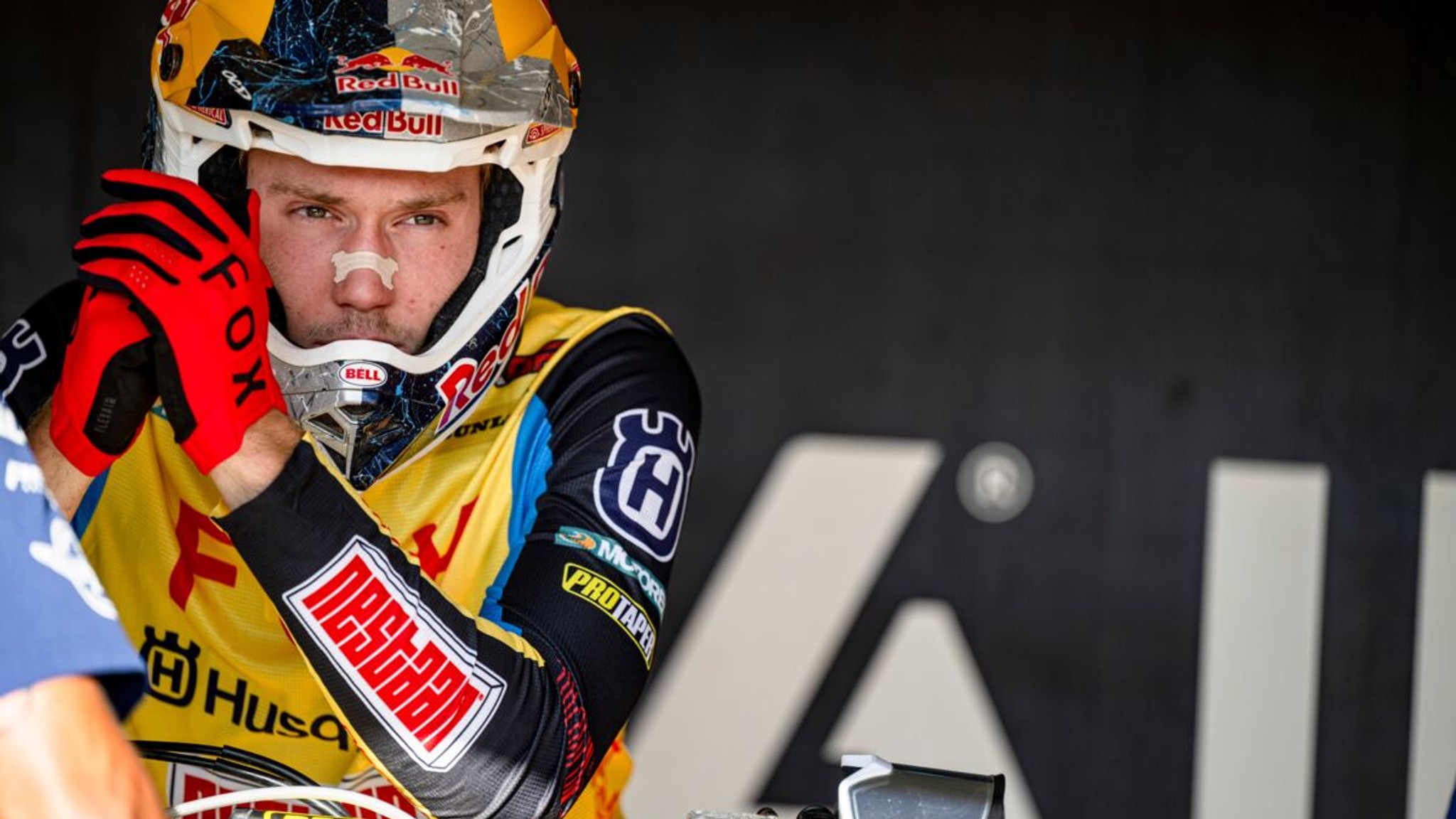 Mattia Guadagnini - Two Weeks