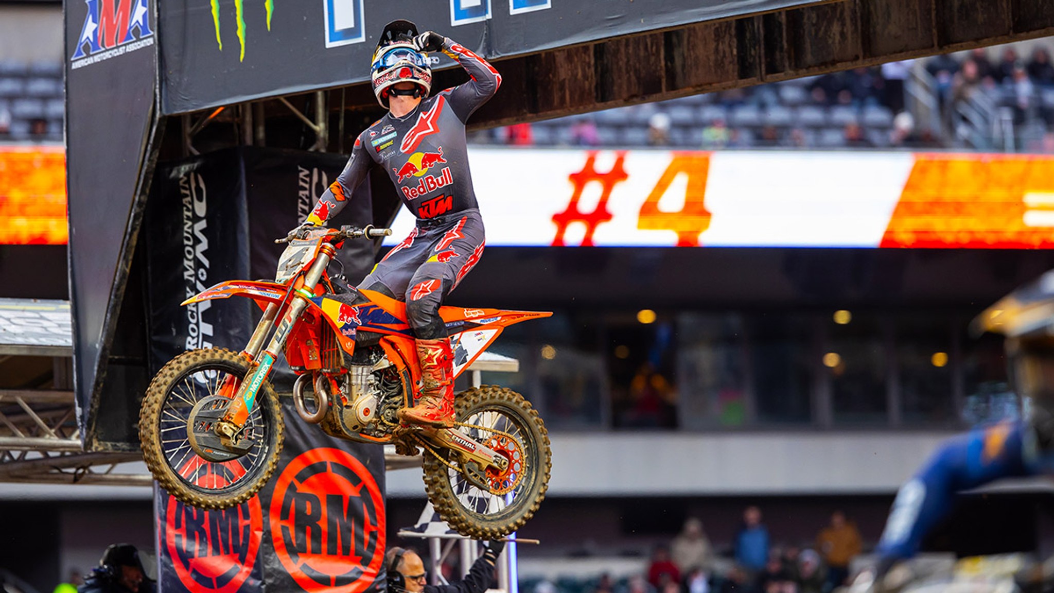 Chase Sexton - Chasing Webb