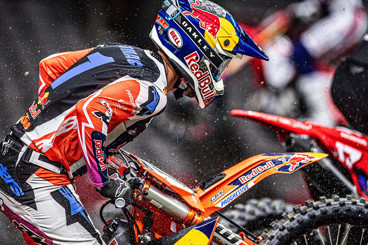 Eli Tomac - The Chat image