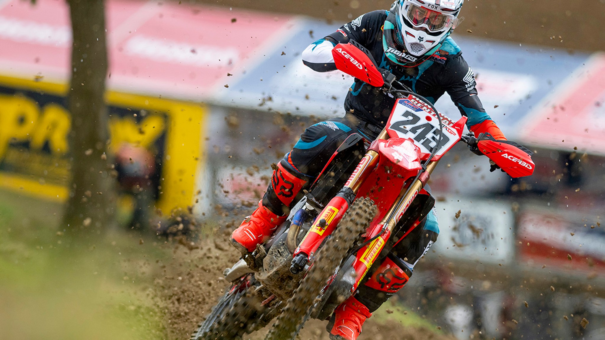 Gajser Wins Saturday - MXGP