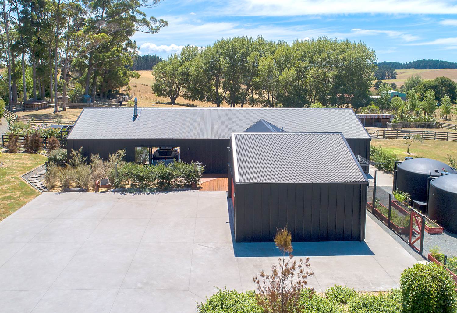 Wainui Lifestyle — 4yde5