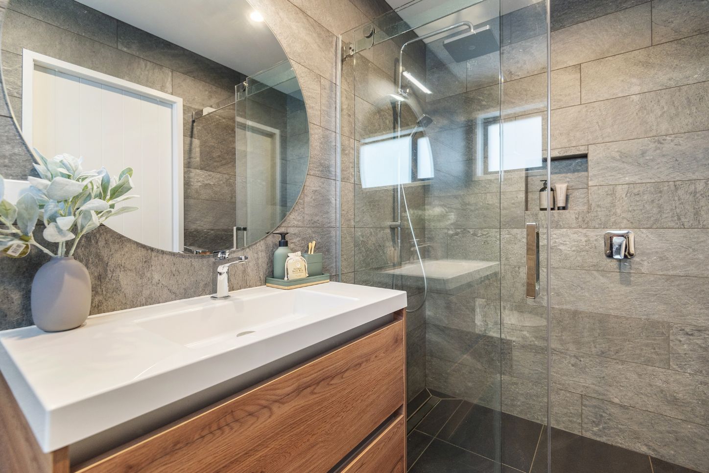 Kauri Road — 68add533-f401-4ec1-bbc3-fb96a4eb3c1c