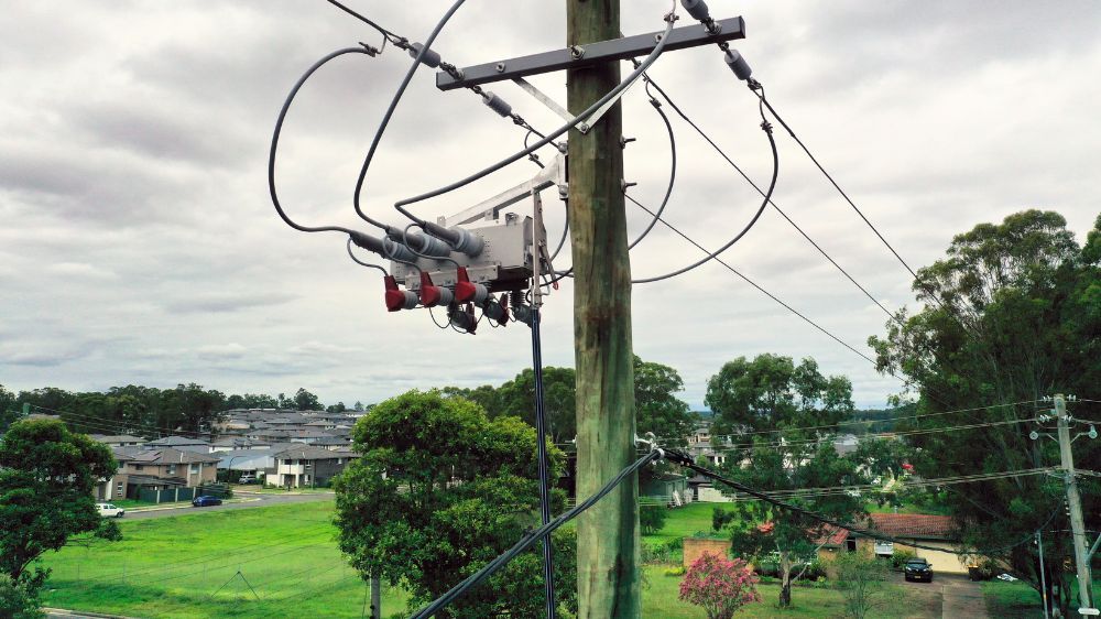 NOJA Power VISI-SWITCH® with Mid Pole Operator in New South Wales, Australia