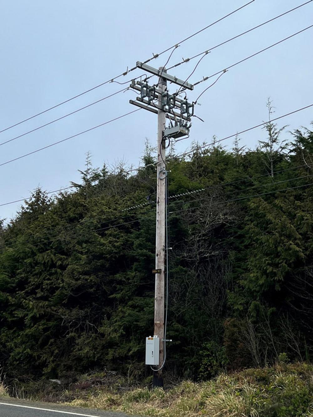 A NOJA Power OSM Recloser installed in the Gray’s Harbor network, WA USA