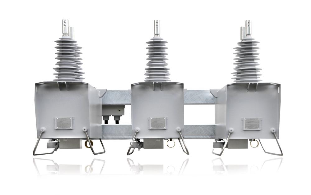 NOJA Power 300 Series Single Triple offers coordinated protection for U.S. four-wire electricity distribution systems.