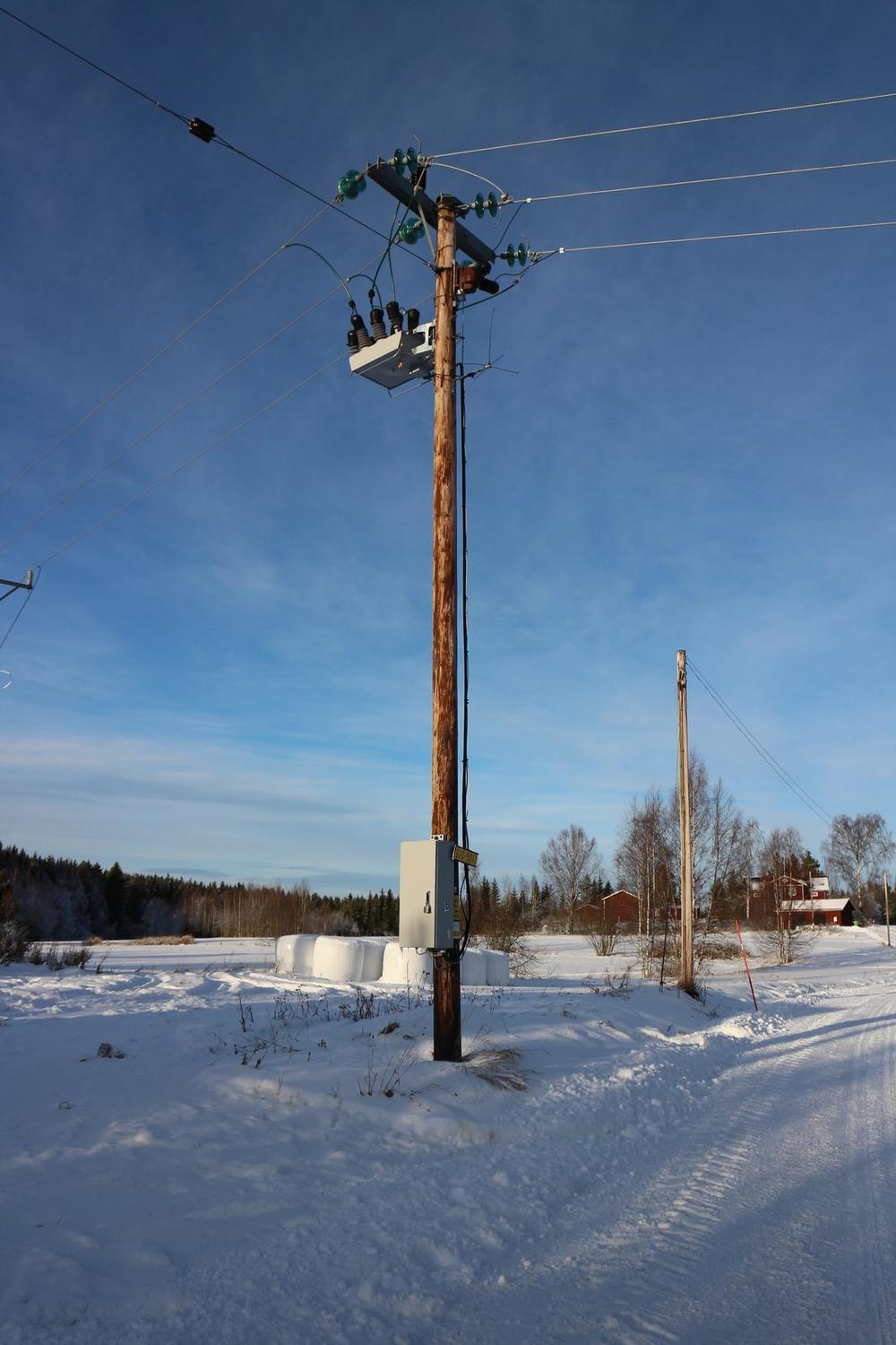 NOJA Power OSM Recloser in Finland, surrounded by snow. 