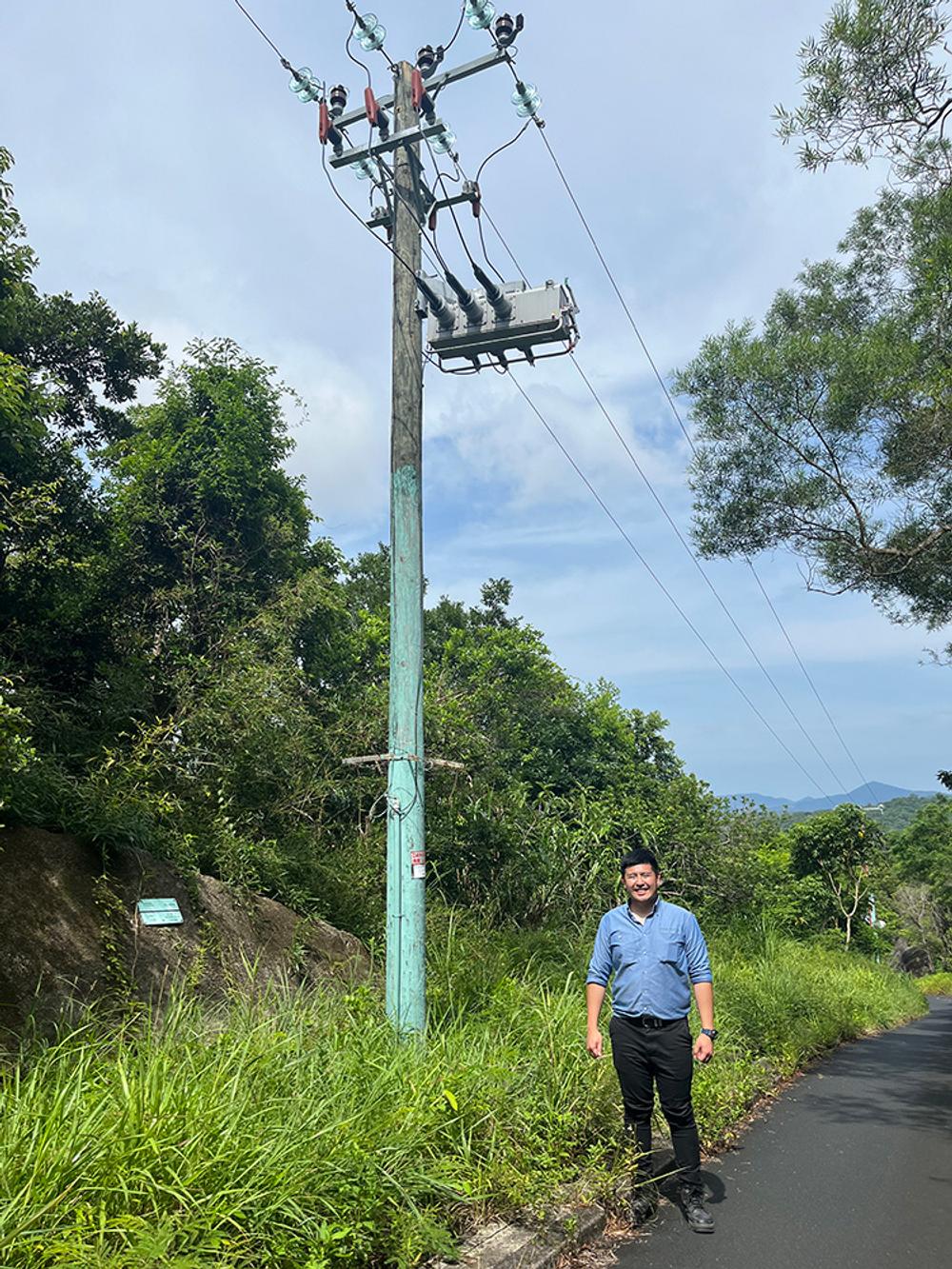 NOJA Power’s Rusty Chata, Business Development Manager for Asia at a field installation of the NOJA Power VISI-SWITCH®