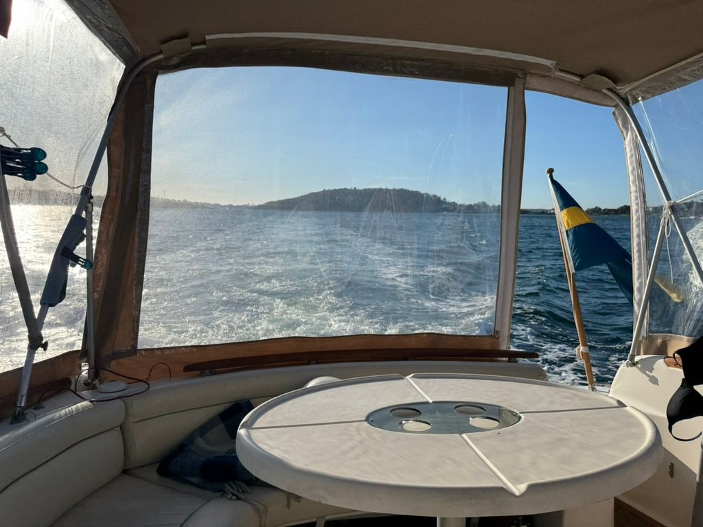 Boatlife ombord på Jeanneau Leader 805 – bild 1