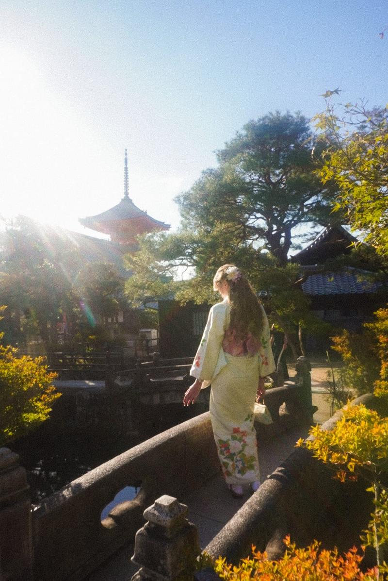 Lady in kimono, Kyoto