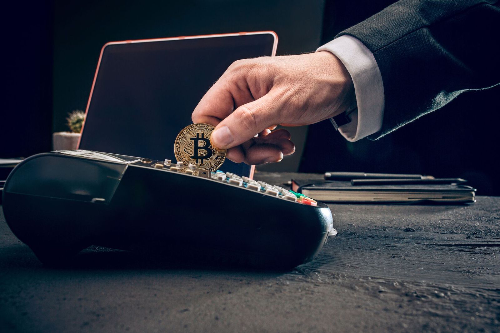 How to Choose The Best Cryptocurrency Payment Gateway for Your E-commerce Store?