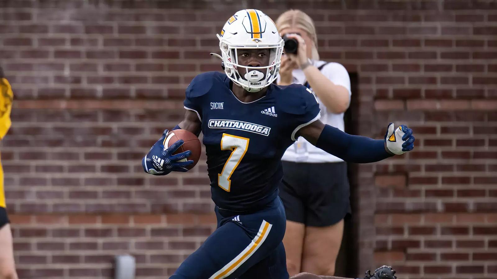 UT-Chattanooga DB Reuben Lowery III