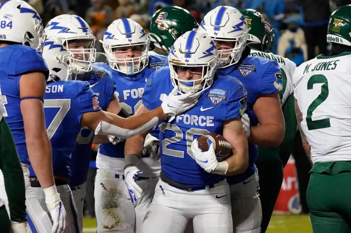 Air Force will play in the Armed Forces Bowl for the second straight year