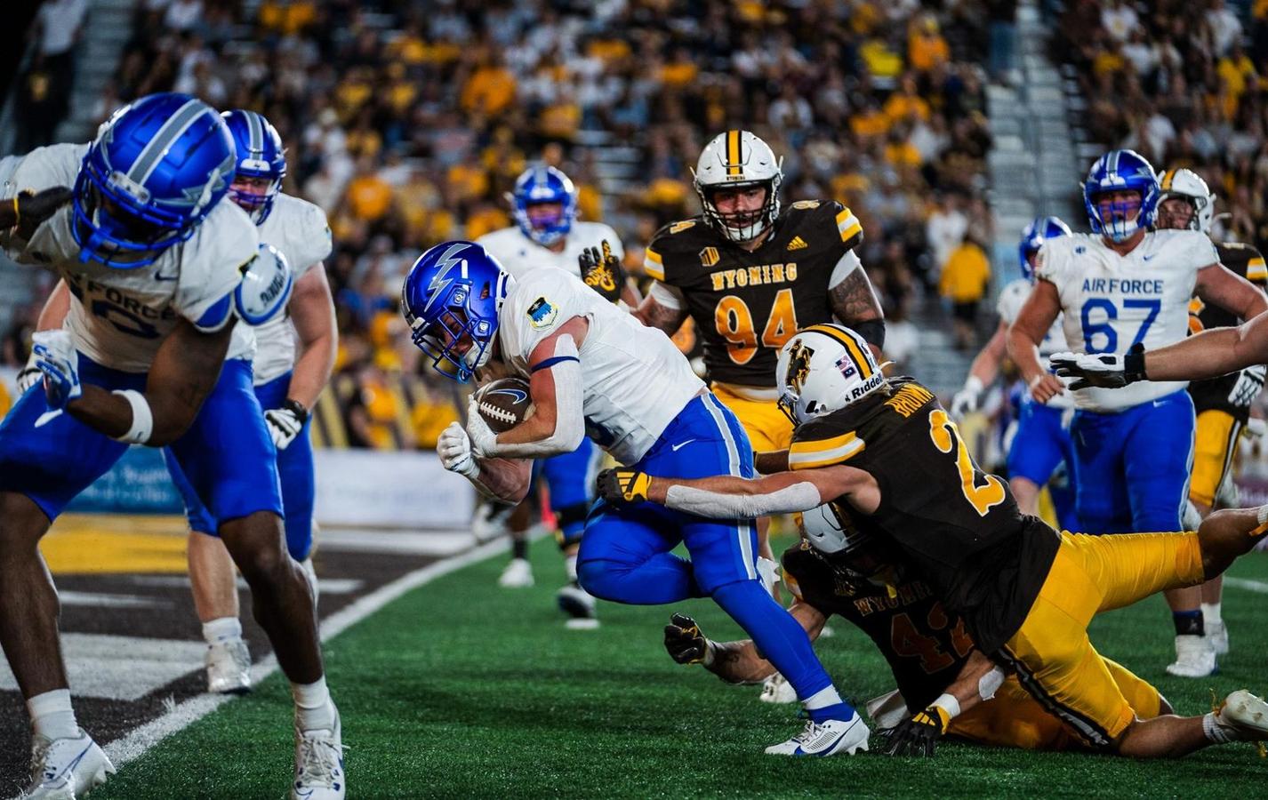 Air Force and Wyoming could have travel issues if they play in the LA Bowl this year