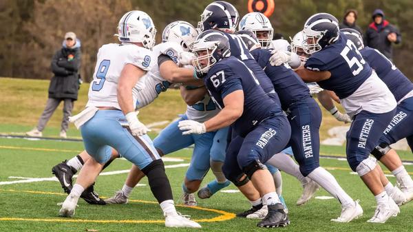 Middlebury College OL Thomas Perry