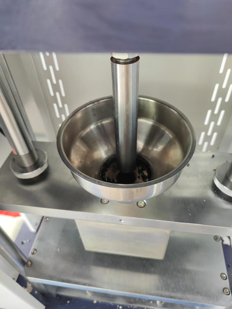 Pneumatic Small Vertical Injection Molding Machine 