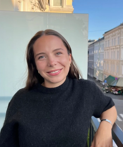 Picture of Marlene who smiles to the camera