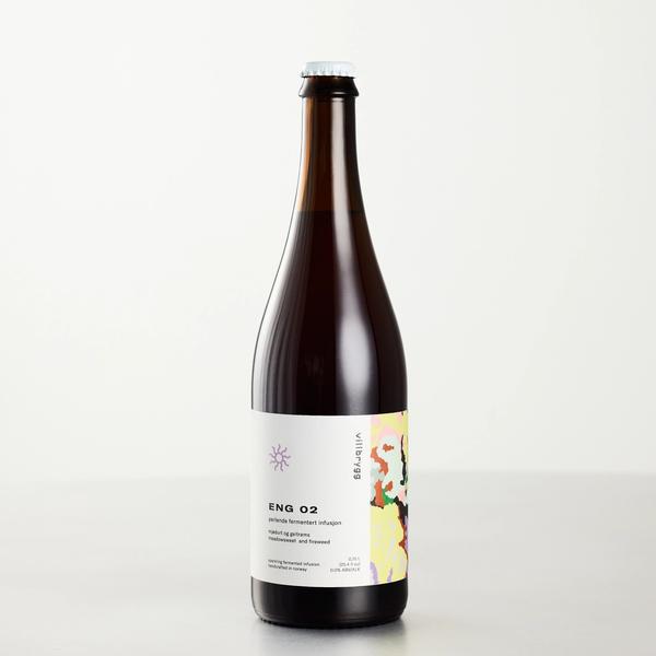 Picture of Eng 01, here paired with food. Pearly, floral and dry, it goes perfectly with a good meal.
