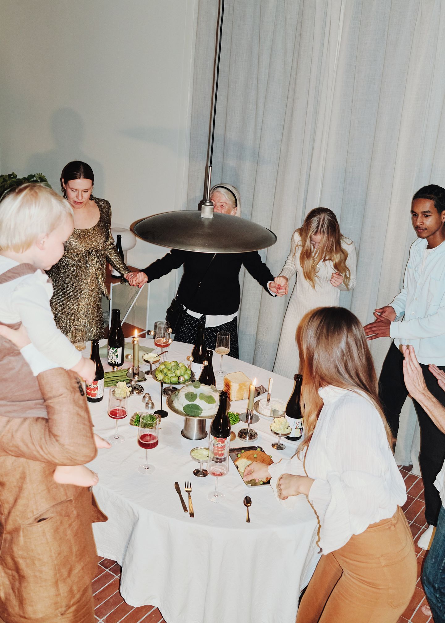 Dancing around the table with villbrygg