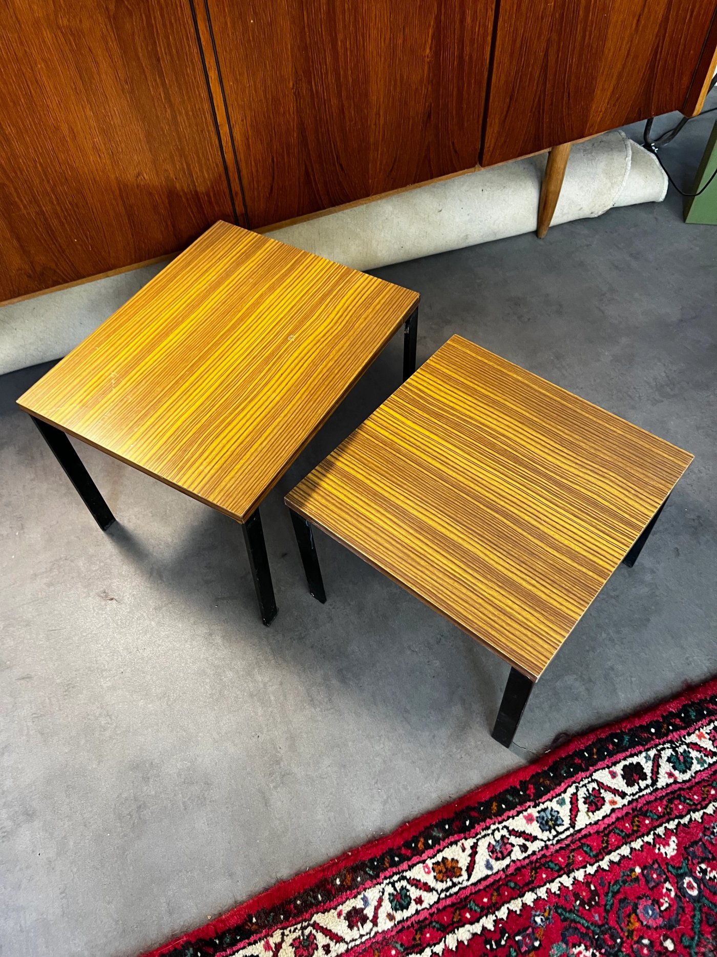 2 TABLES BASSES