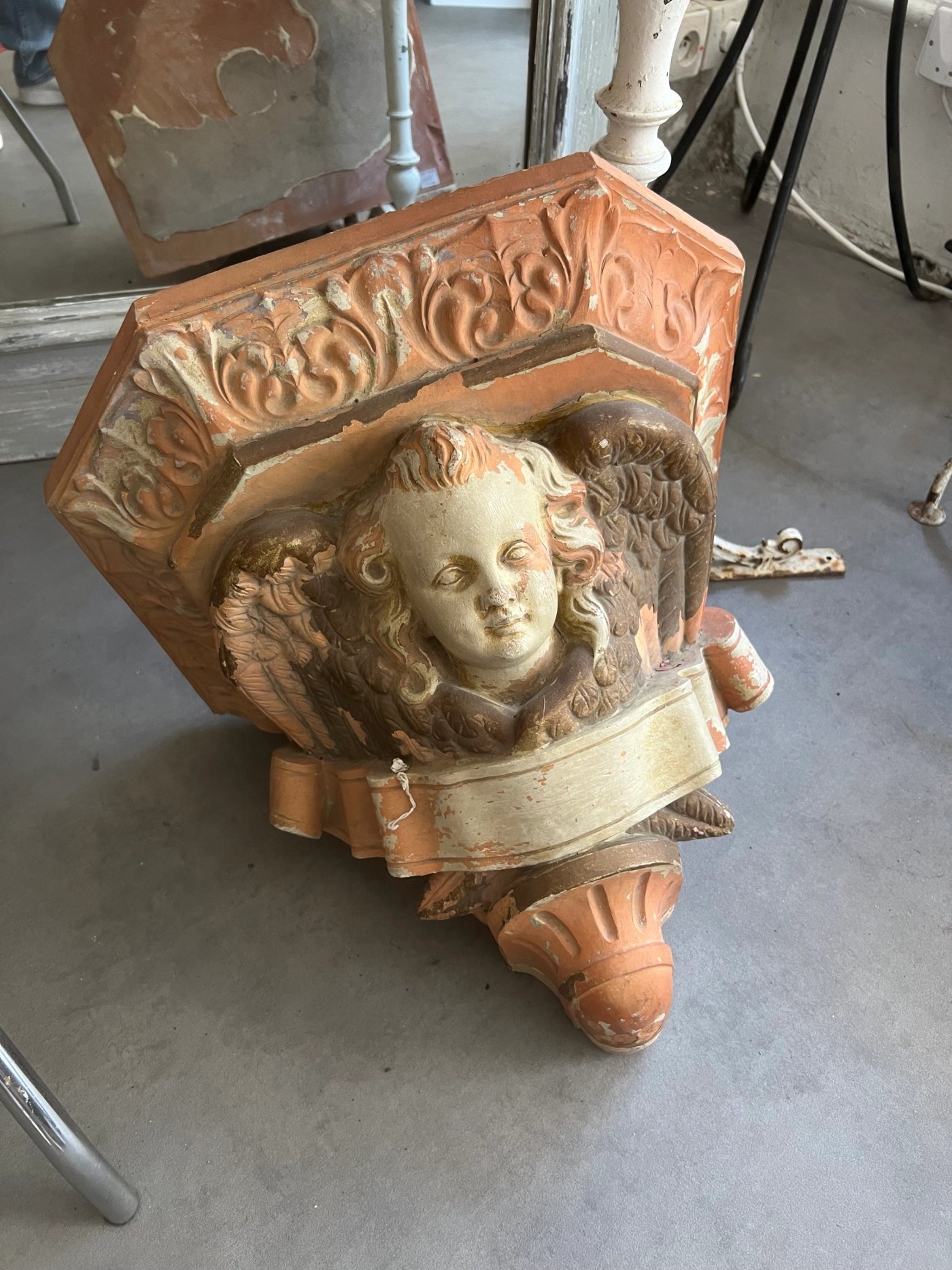 Console Ange terre cuite