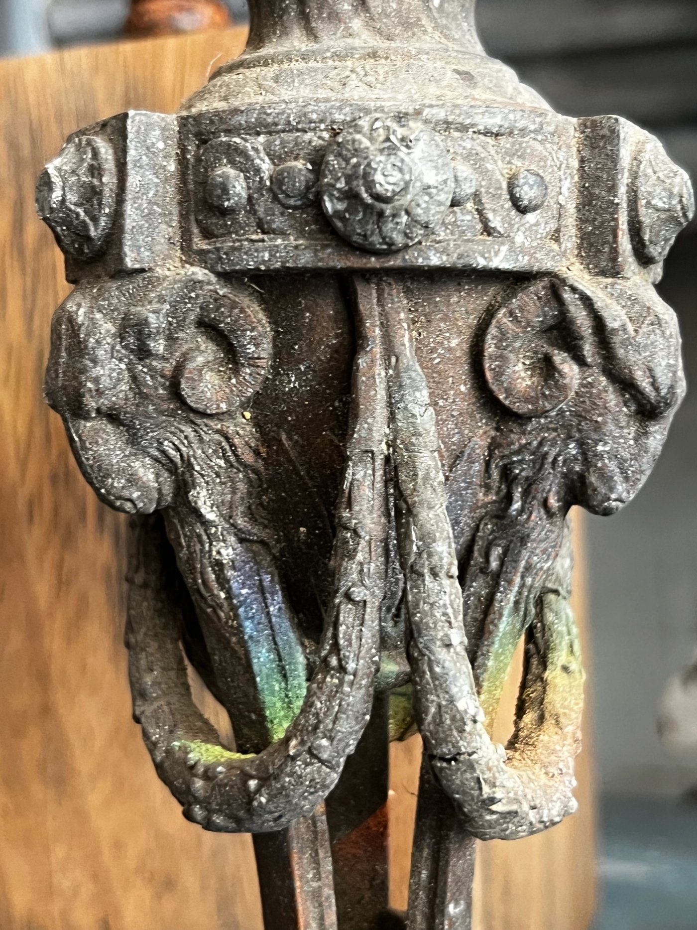 Paire de lampes bélier