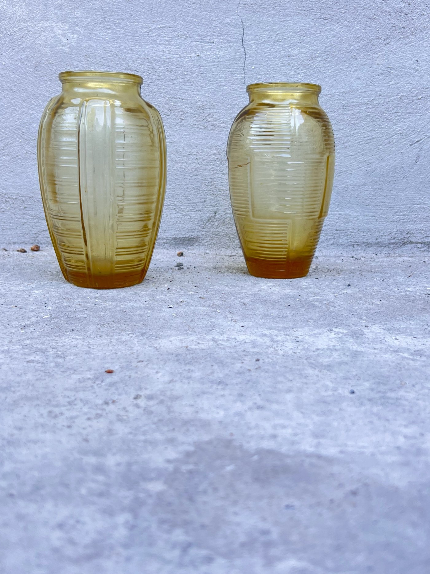 Paire de vases art-déco