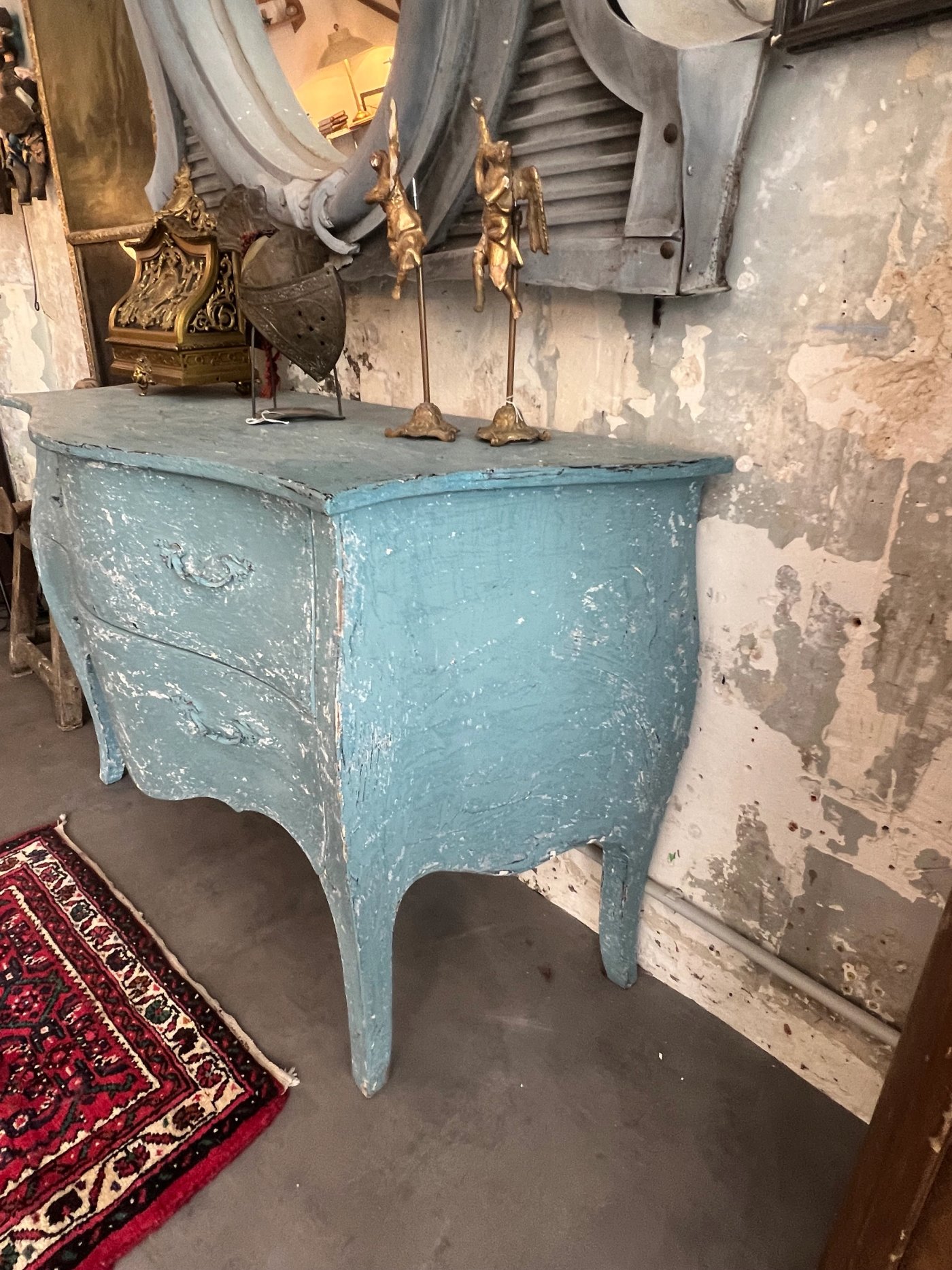 Commode bleue