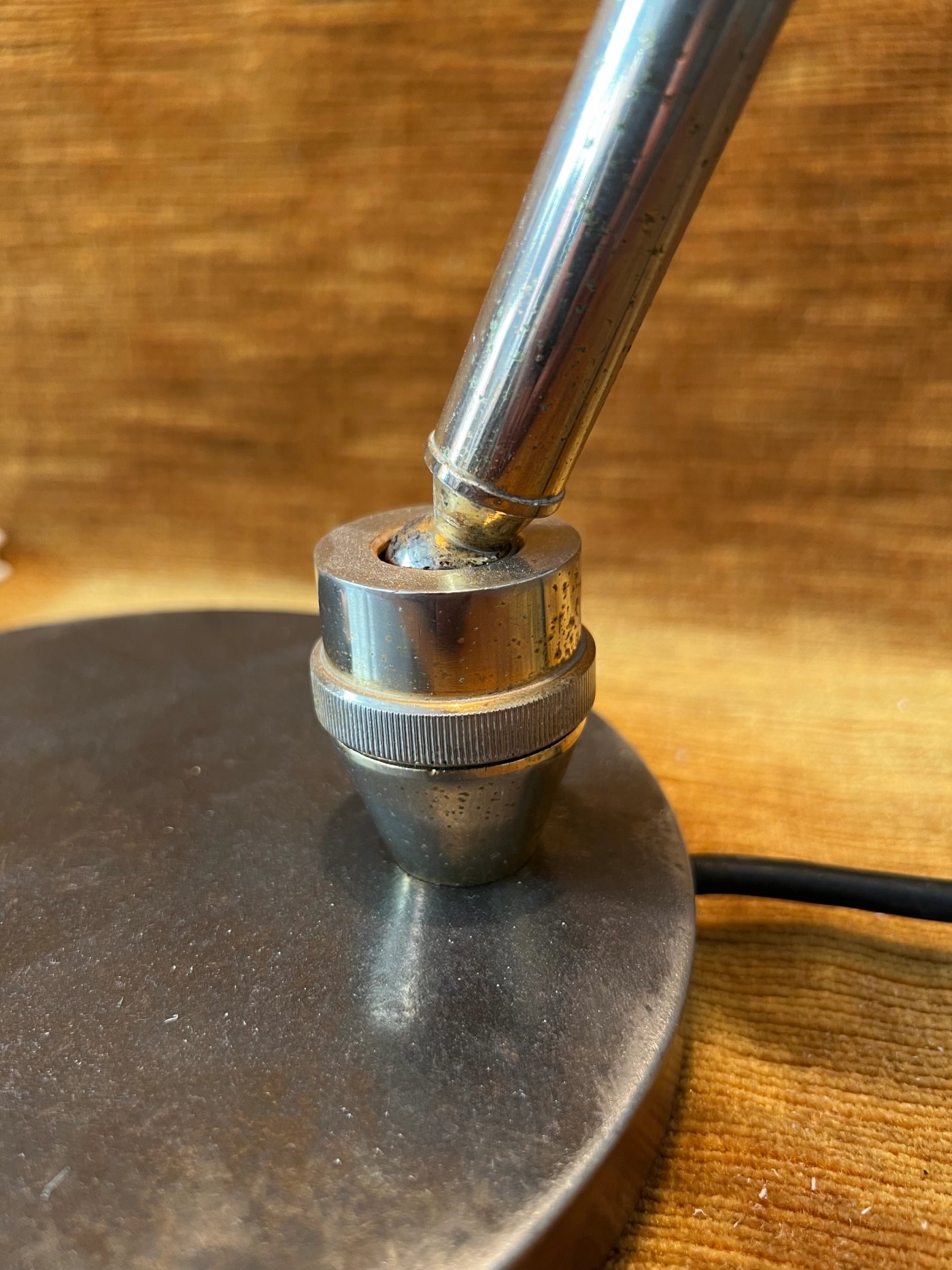 Lampe C.Perriand décapée