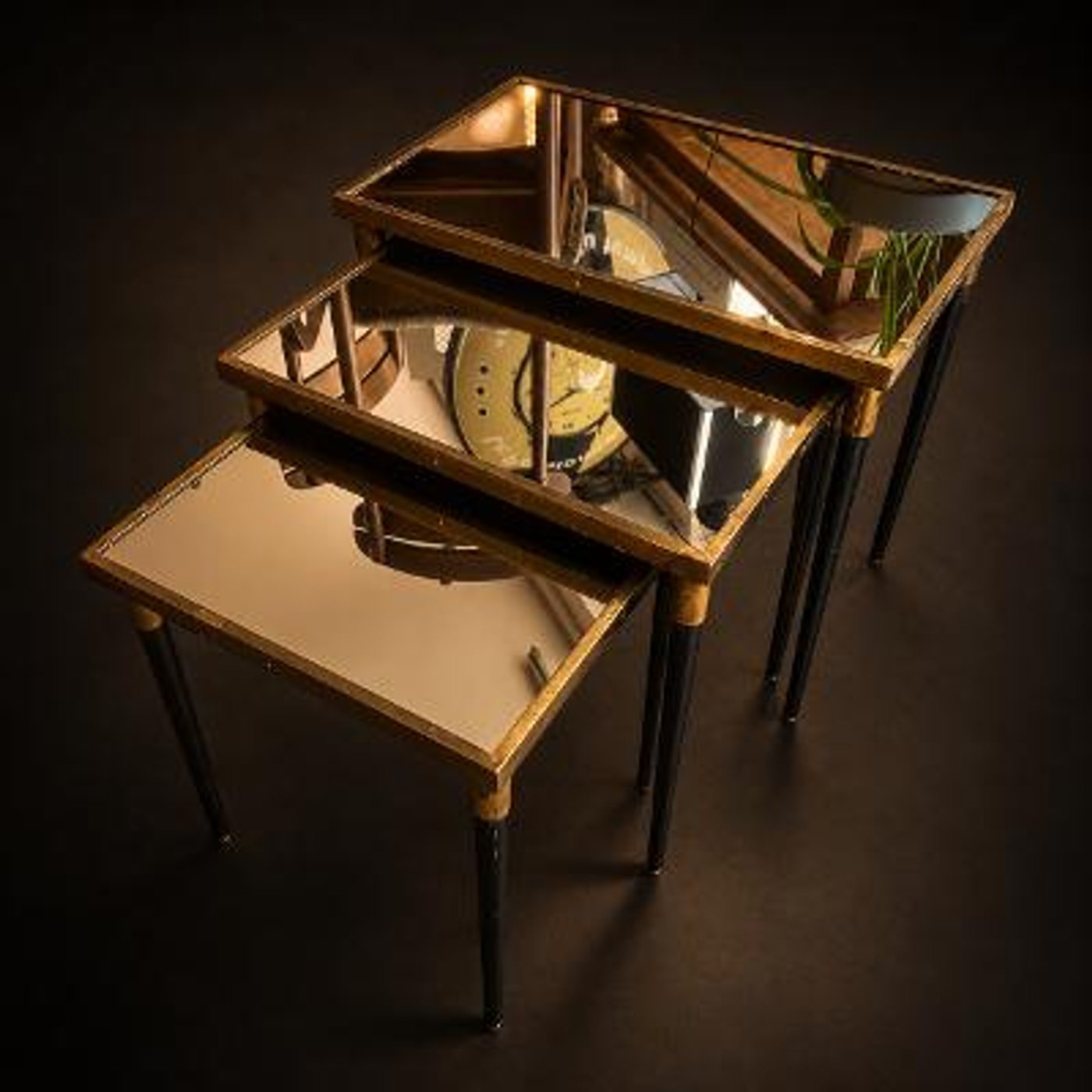 Tables gigognes 
