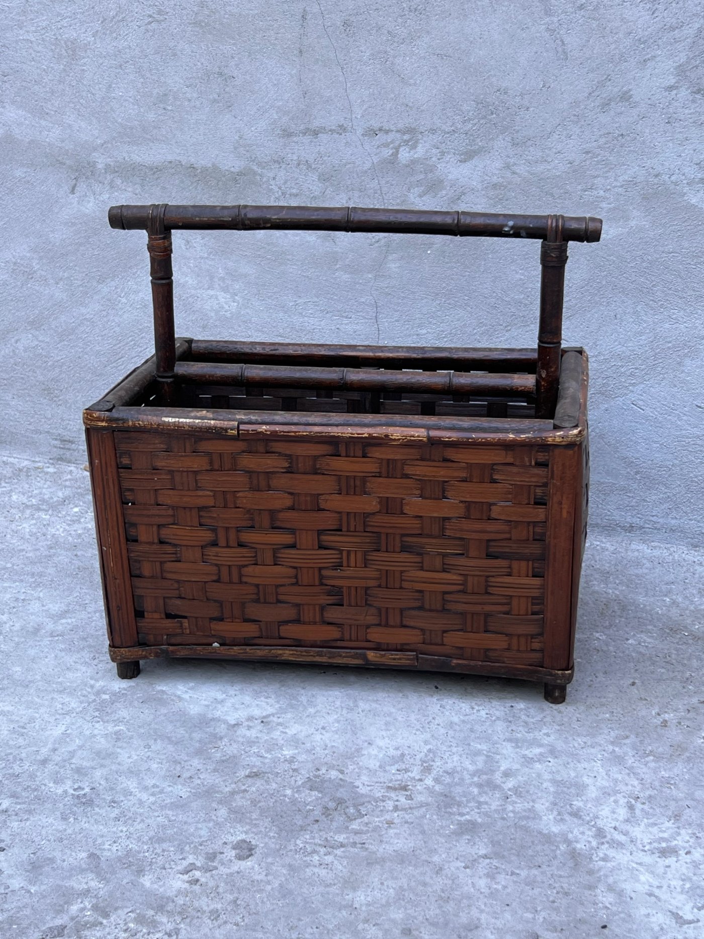 Porte revues bambou