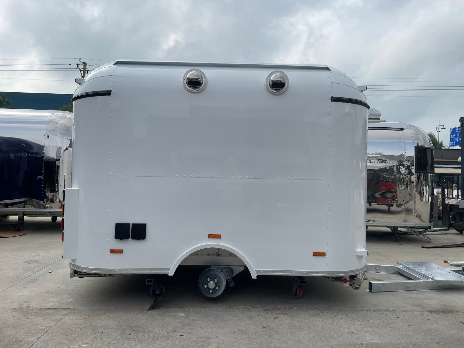airstream系列 - 2800×2200×2100 mm Single Axle白底图 4