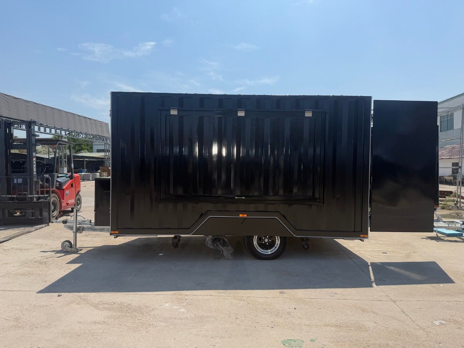 container系列 - 4000×2200×2100 mm Tandem Axle白底图 3