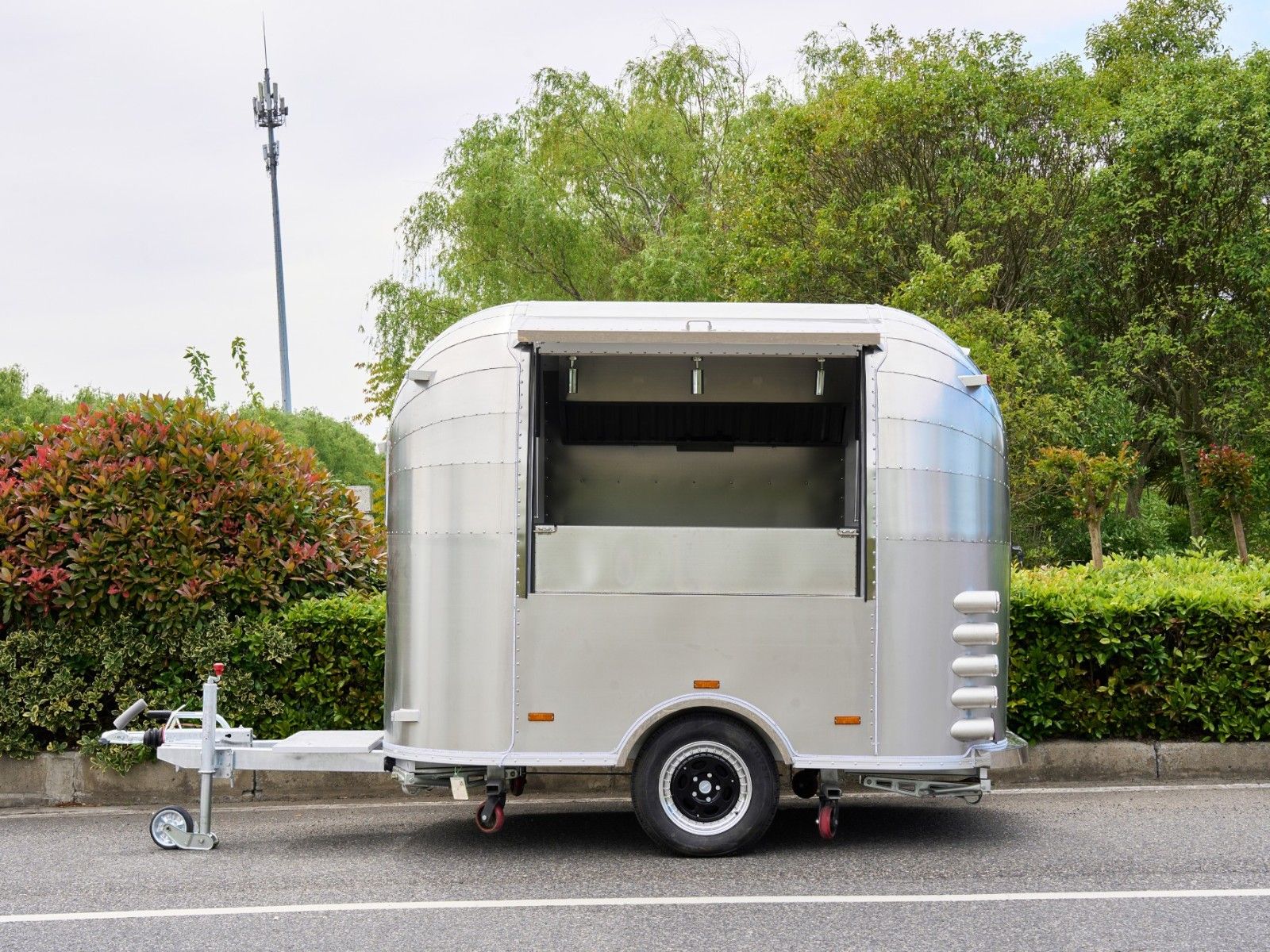 airstream系列 - 3000×2200×2100 mm Single Axle白底图 7