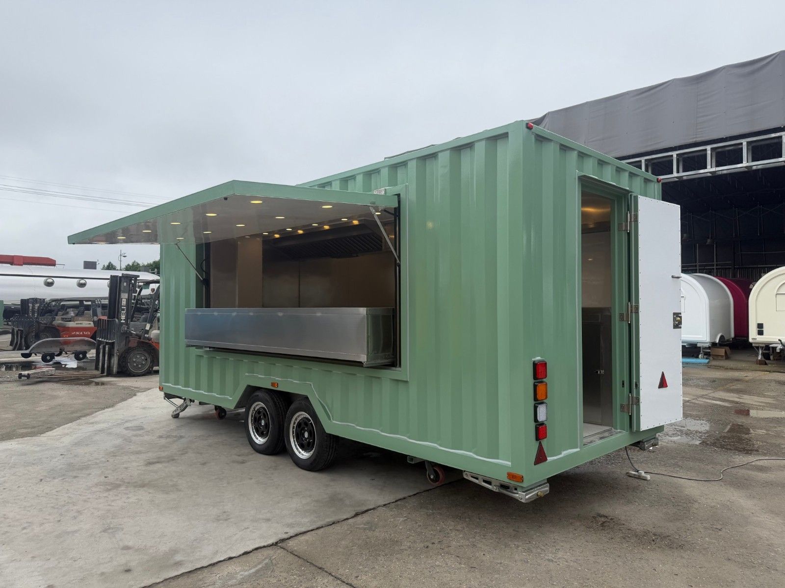 container系列 - 5500×2200×2100 mm Tandem Axle白底图 5