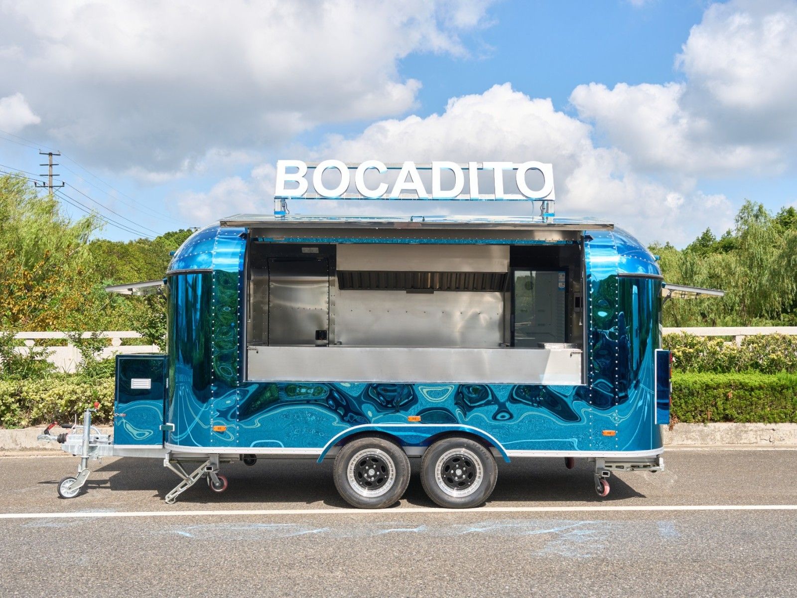 airstream系列 - 5000×2200×2100 mm Tandem Axle白底图 4