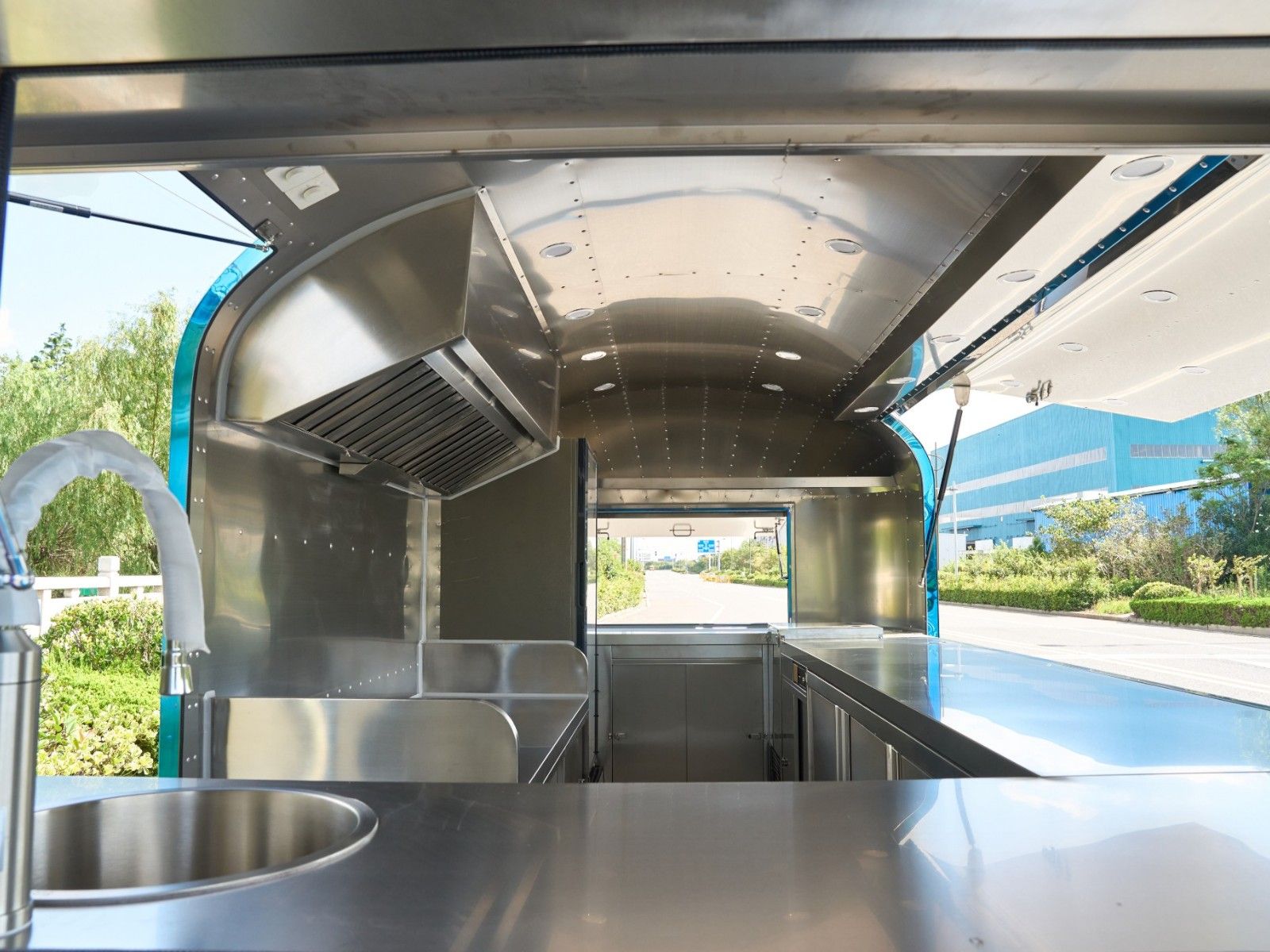 airstream系列 - 5000×2200×2100 mm Tandem Axle白底图 7