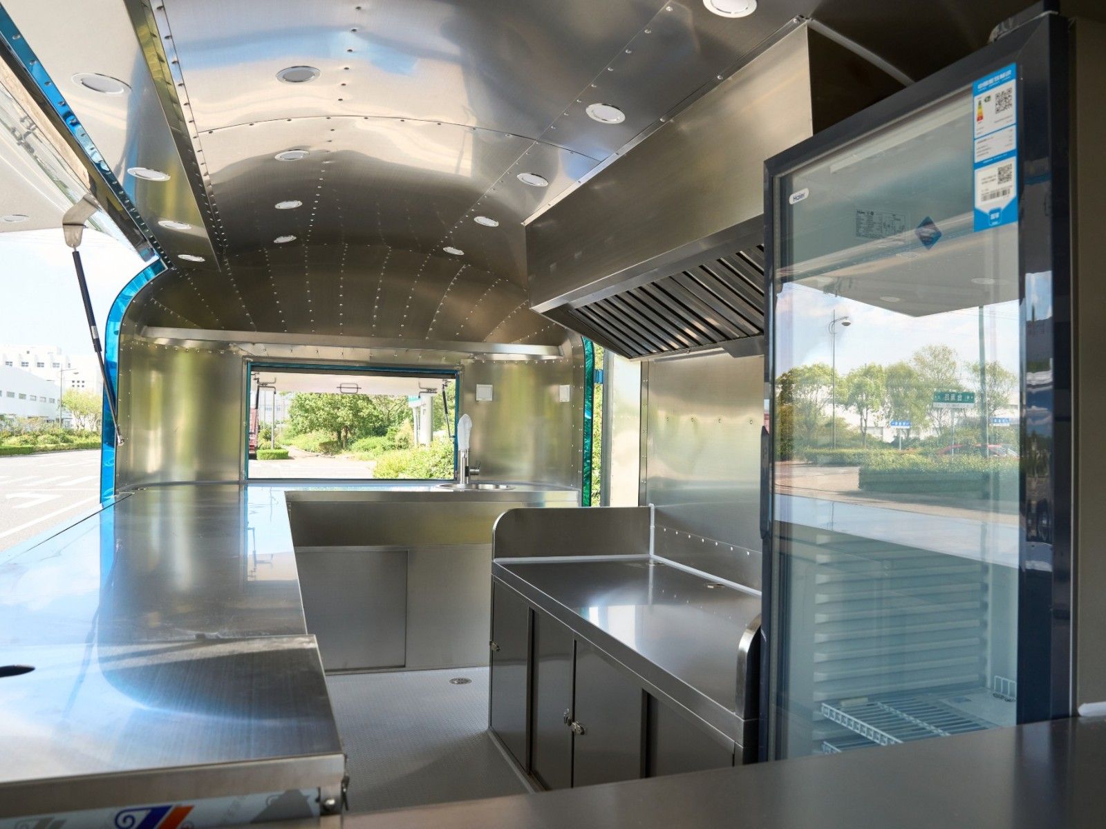 airstream系列 - 5000×2200×2100 mm Tandem Axle白底图 8
