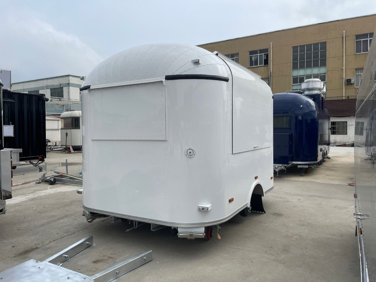 airstream系列白底图