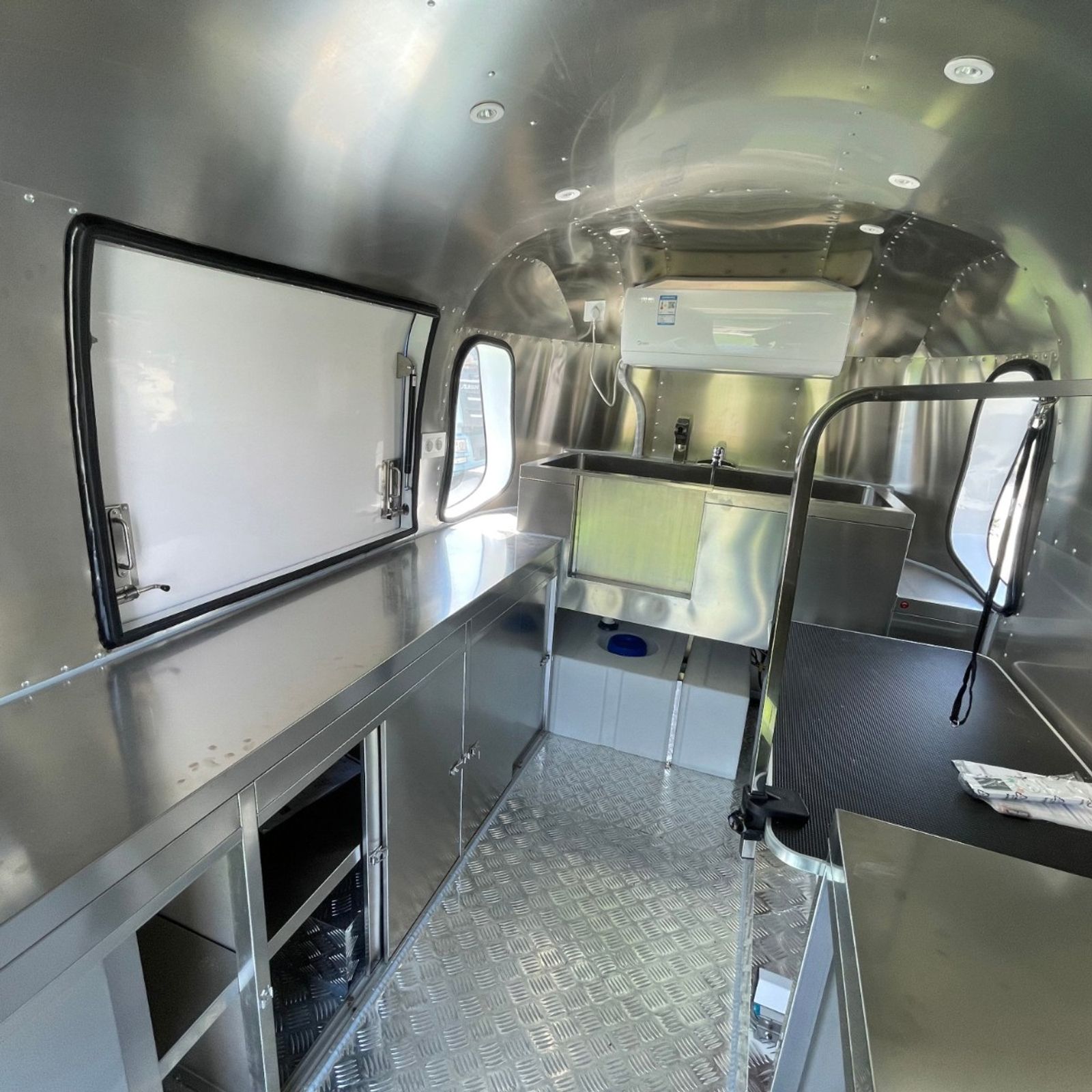 Dog Trailer photo 5