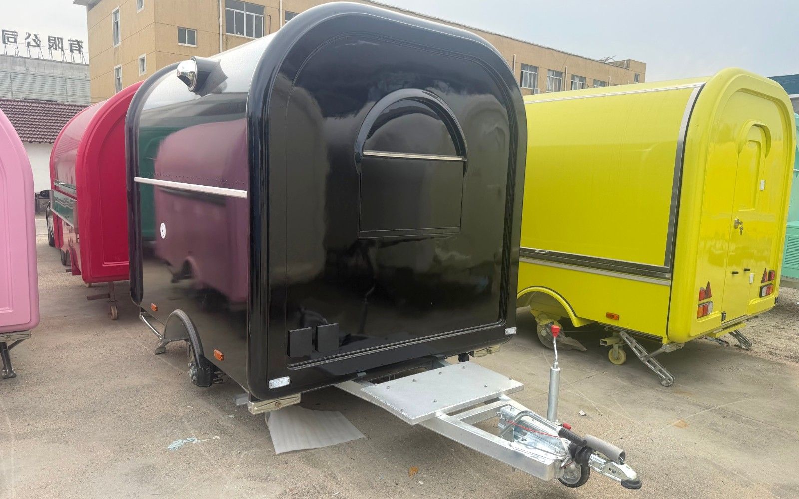 Chris Machinery Pod 2.5m food trailer in stock black