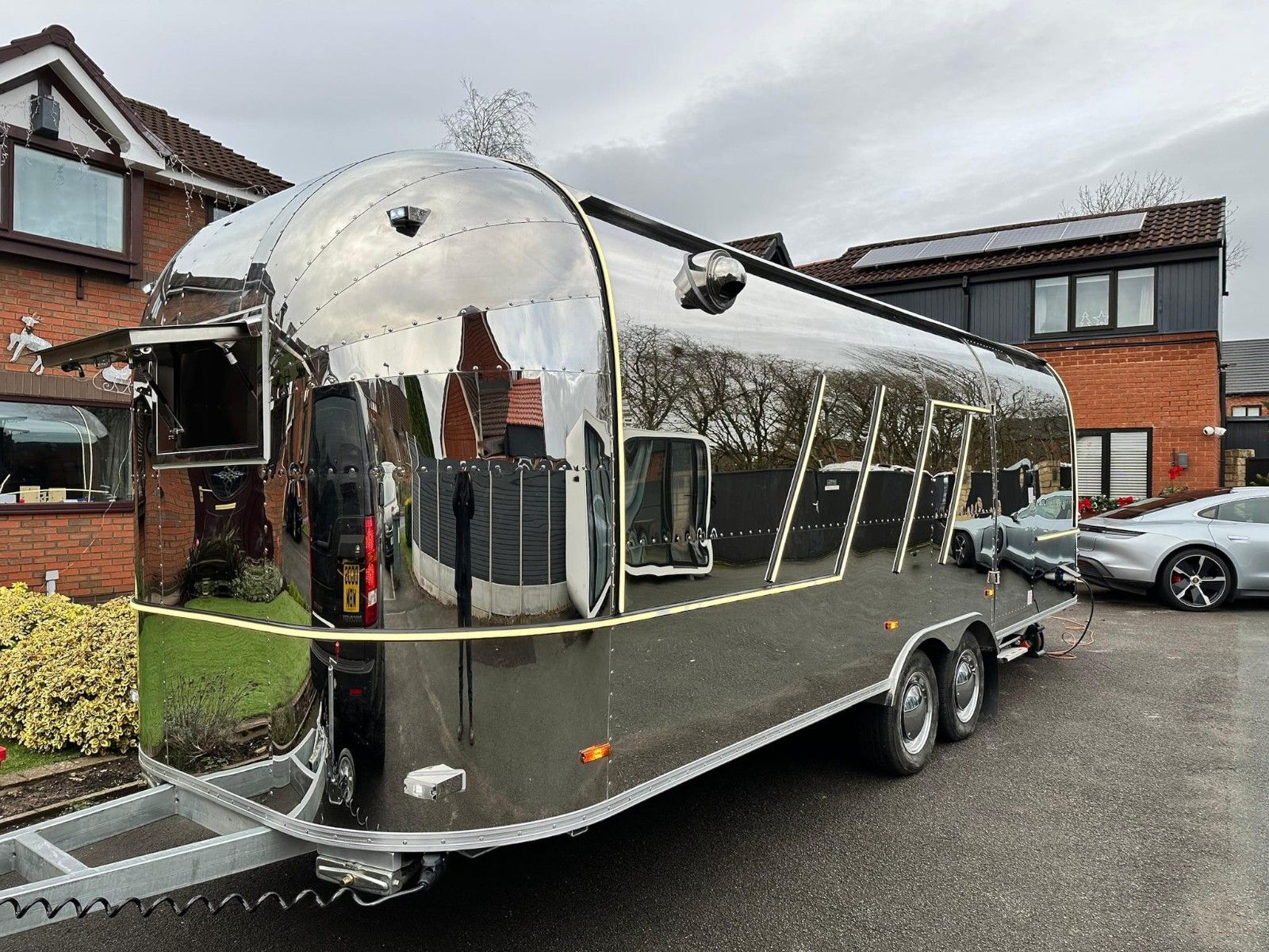 airstream系列白底图