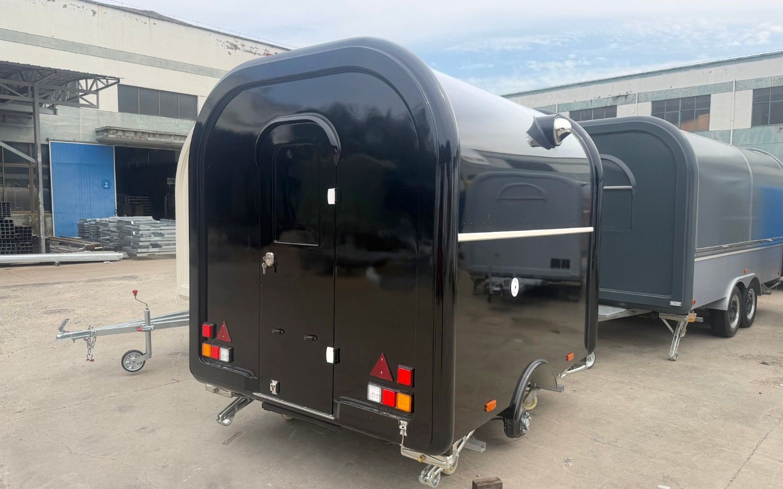 Chris Machinery Pod 2.5m food trailer in stock black