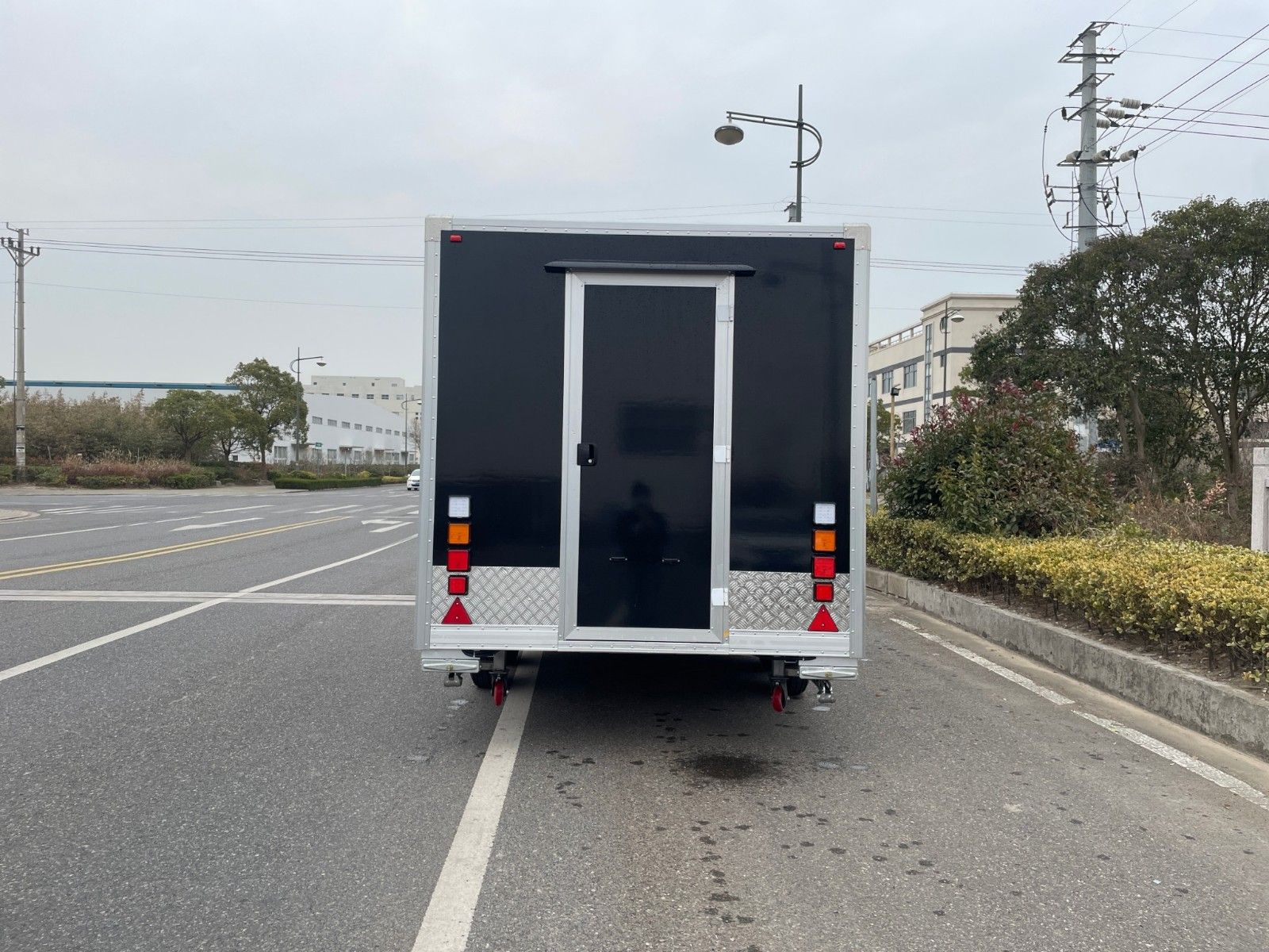 square系列 - 4000×2200×2100 mm Tandem Axle白底图 3