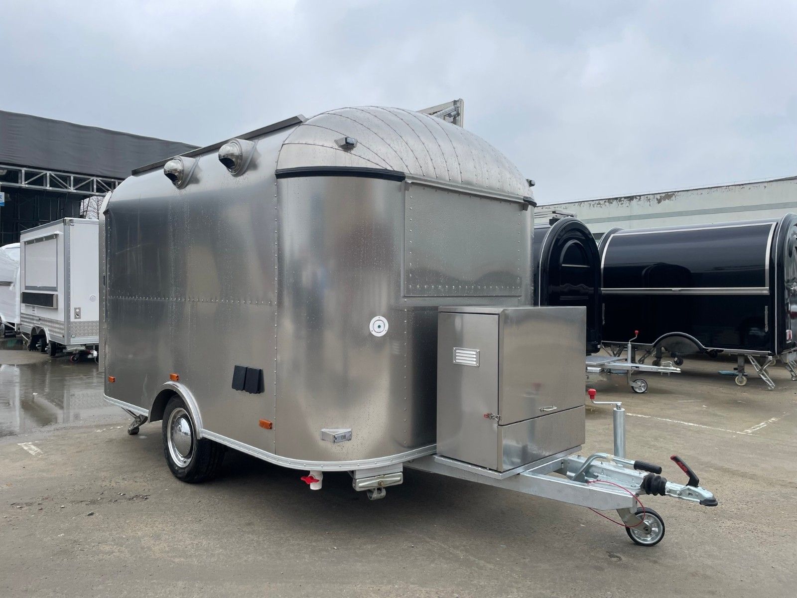 airstream系列 - 3500×2200×2100 mm Single Axle白底图 5