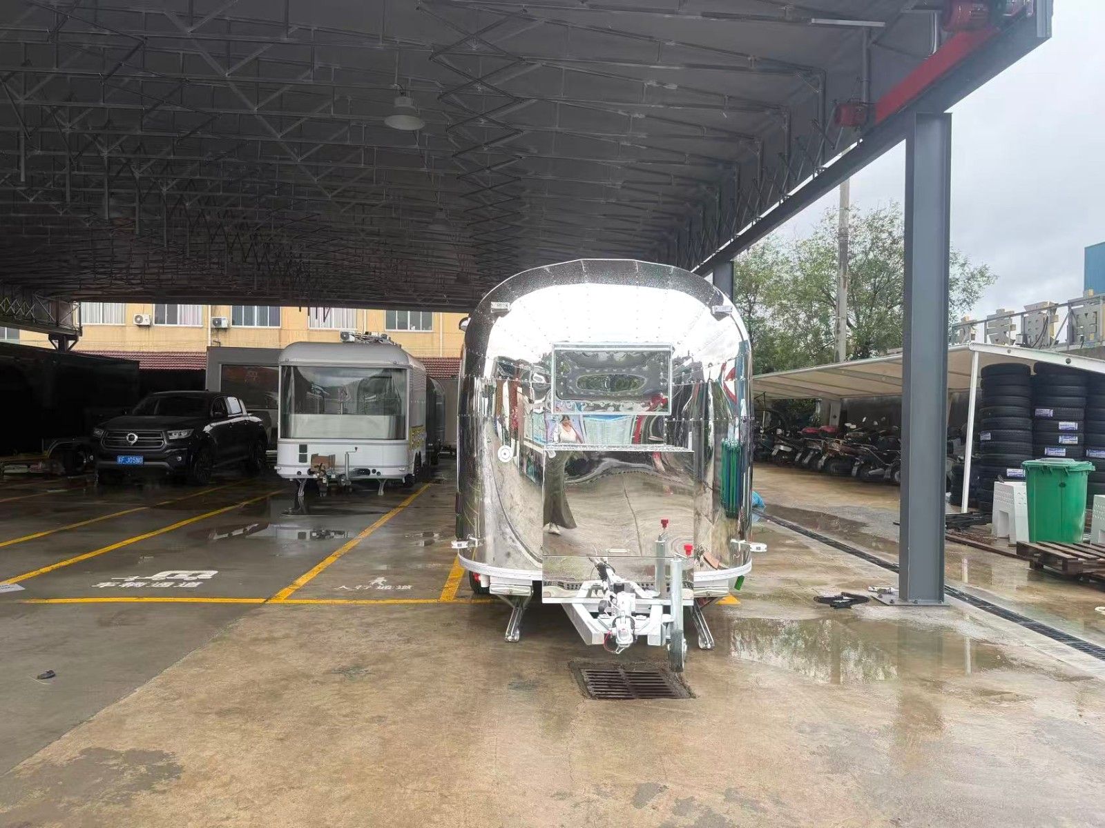 airstream系列 - 3500×2200×2100 mm Tandem Axle白底图 3