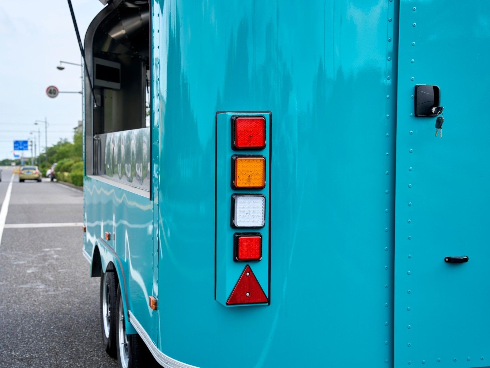 airstream系列 - 3800×2200×2100 mm Tandem Axle白底图 4