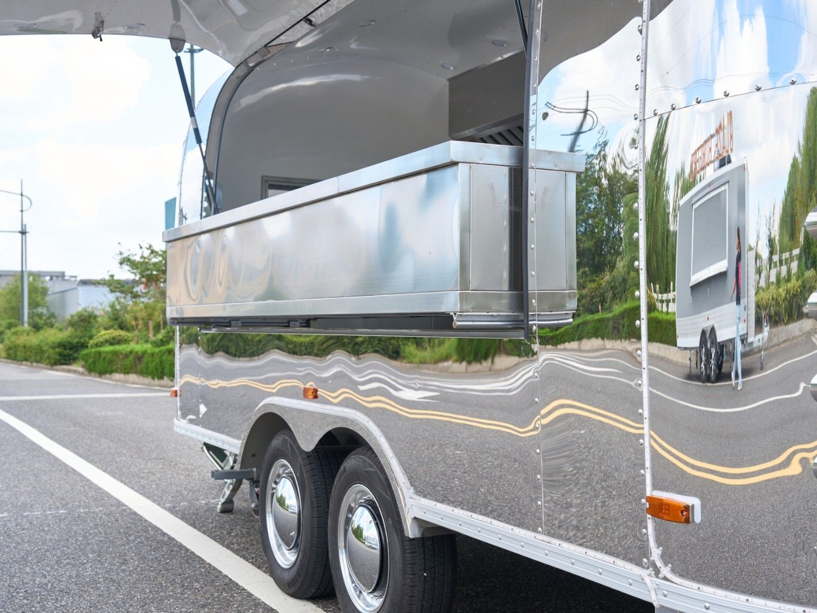 airstream系列 - 5500×2200×2100 mm Tandem Axle白底图 7