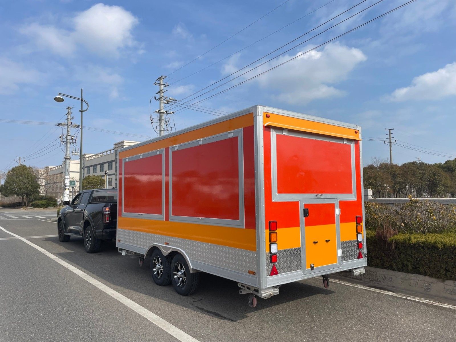 square系列 - 4500×2200×2100 mm Tandem Axle白底图 4