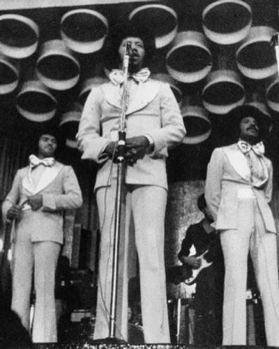 The Chi-Lites